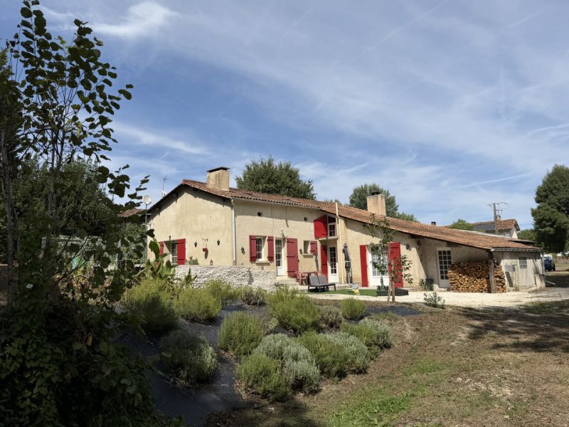 Maison avec jardin – Sud Charente-Maritime